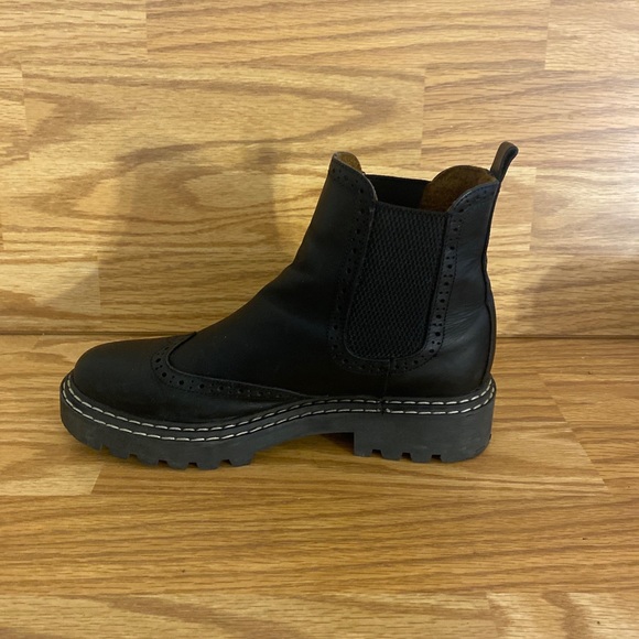 Bull Boxer Payton Slip On Chelsea Ankle Boots Women’s Size 7 M Black Wingtip - Picture 10 of 12